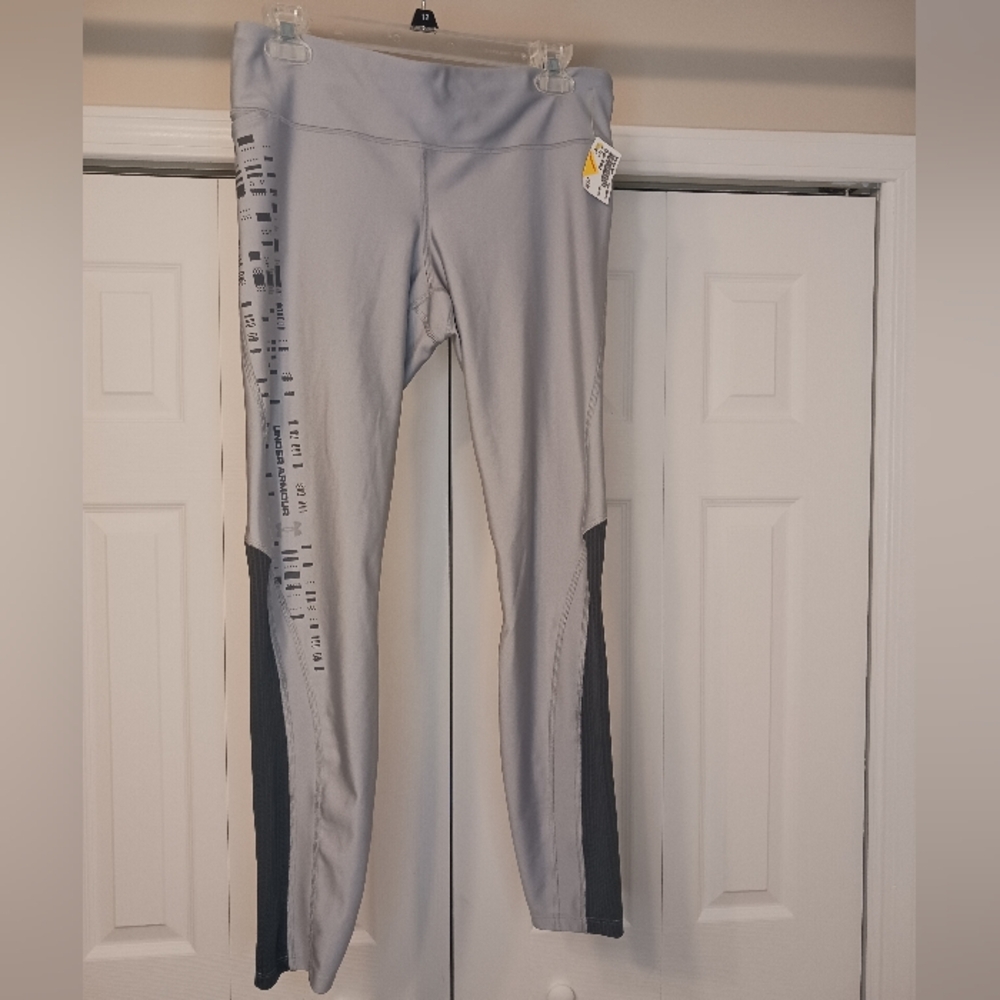 Under Armour Gray Leggings Size Large